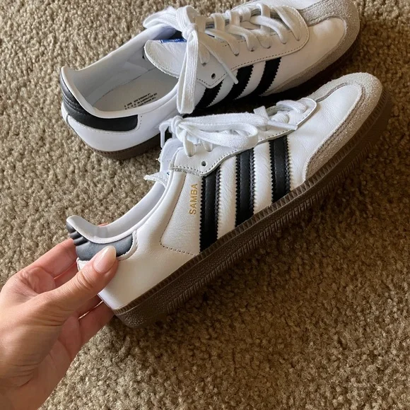 Adidas Samba White and Black Sneakers - Picture 2 of 4